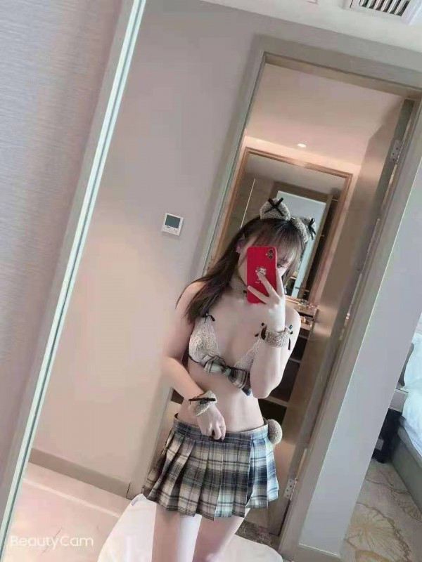 闵行娇小玲珑的奶糖